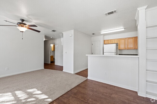 Creek View Apartments photo 2