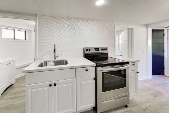 7361 Claremont Ave Berkeley, CA 94705 photo 3