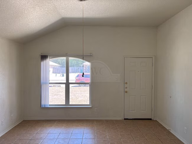 207 Dale Earnhardt Dr Harker Heights, TX 76548 photo 3