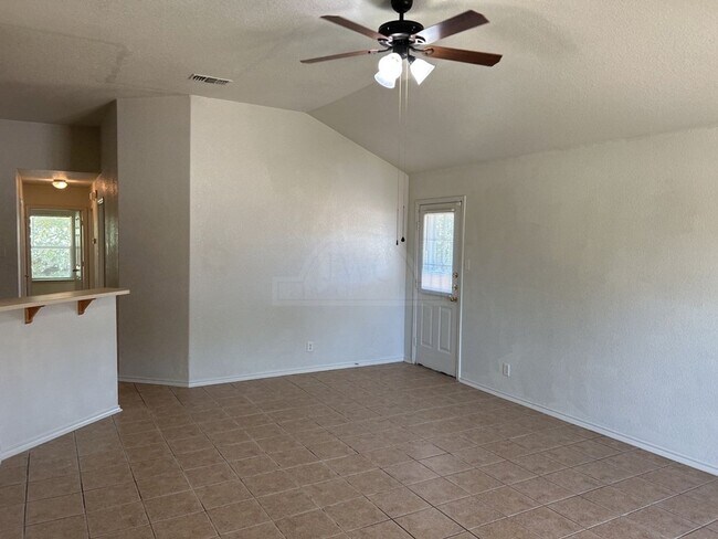 207 Dale Earnhardt Dr Harker Heights, TX 76548 photo 4