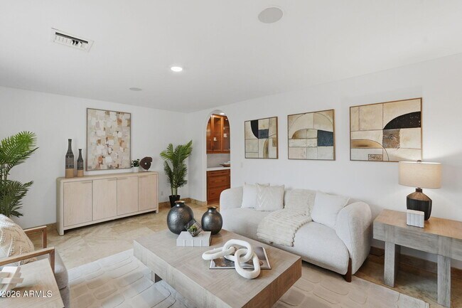 6302 E Cochise Rd Paradise Valley, AZ 85253 photo 3