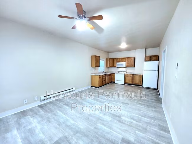 2305 6th St Bremerton, WA 98312 photo 5
