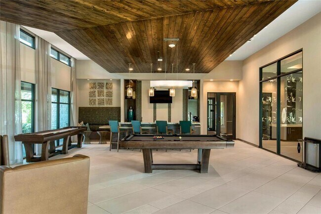 4221 Old Denton Rd Carrollton, TX 75010 photo 3