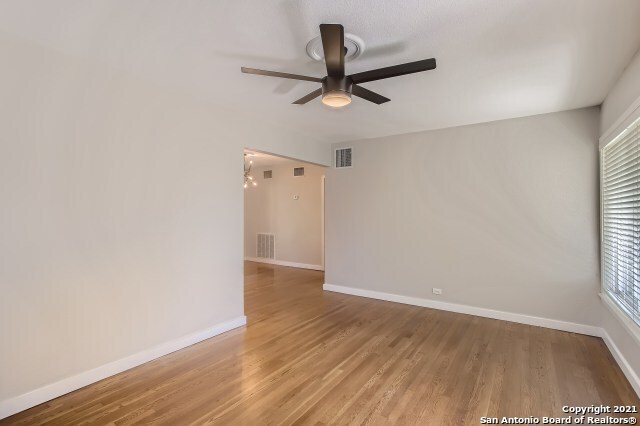 519 Byrnes Dr San Antonio, TX 78209 photo 4