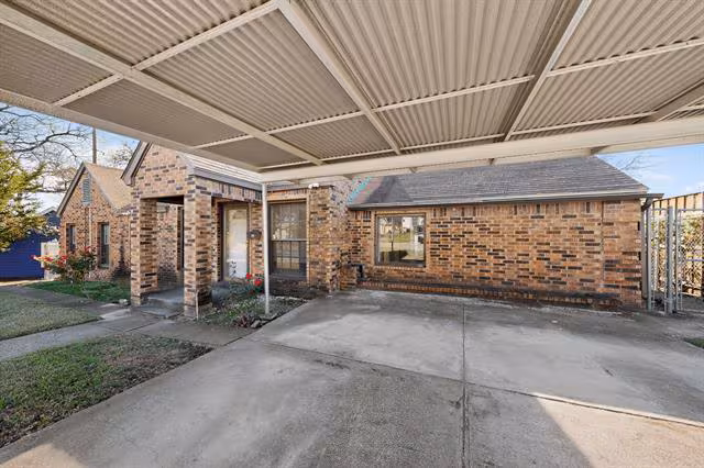 1108 Winters Street, Dallas, TX 75216 photo 4