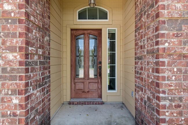 1049 Regency Ln Round Rock, TX 78665 photo 4
