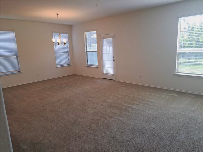 17015 Gibbons Path Round Rock, TX 78664 photo 3