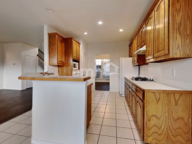 8751 Sunset Trace Drive, Fort Worth, TX 76244 photo 4