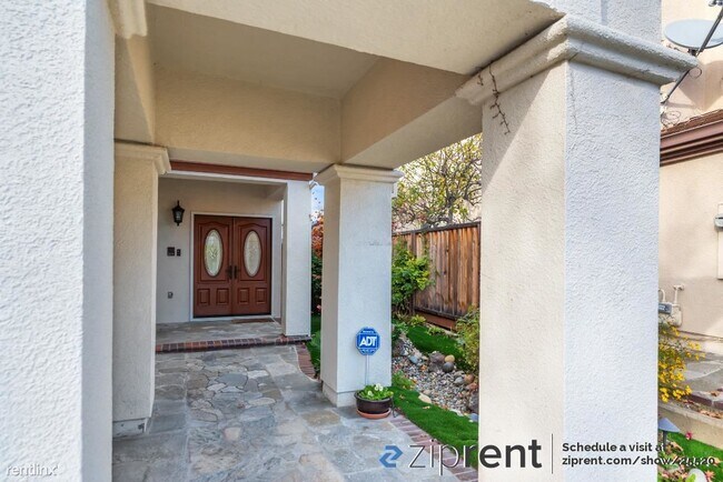 7968 Pineville Circle, Castro Valley, CA 94552 photo 3
