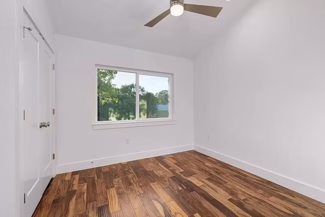 5008 Lott Ave Austin, TX 78721 photo 5