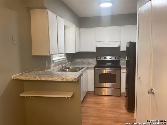 923 Vance Jackson Rd San Antonio, TX 78201 photo 5