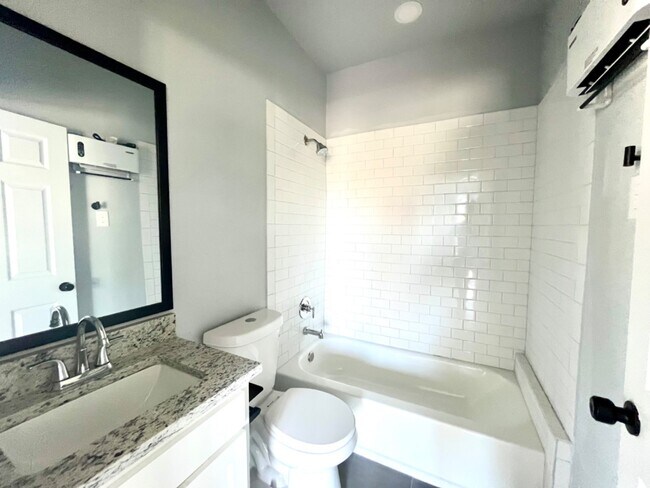 2706 Observation Dr San Antonio, TX 78227 photo 3