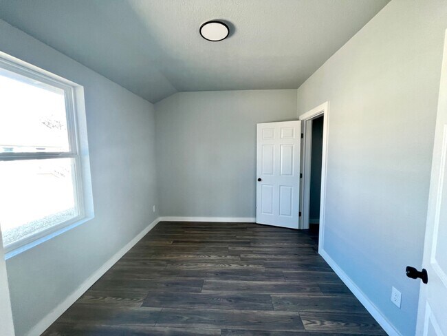 2706 Observation Dr San Antonio, TX 78227 photo 5