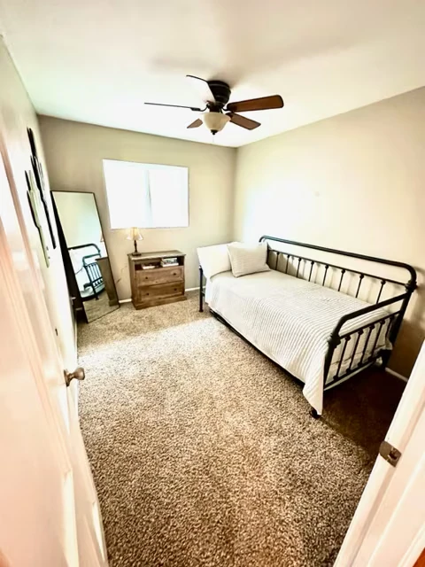 1247 W Devonshire St Mesa, AZ 85201 photo 3