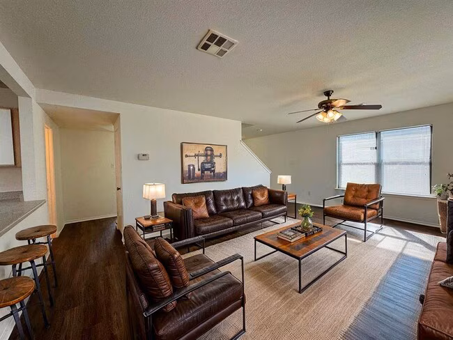 2013 Rim Rock Drive, Leander, TX 78641 photo 5