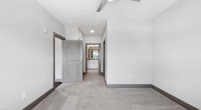 1041 E Wells Branch Pkwy Pflugerville, TX 78660 photo 5