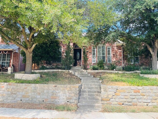 2410 Shorecrest Drive, Rockwall, TX 75087 photo 2