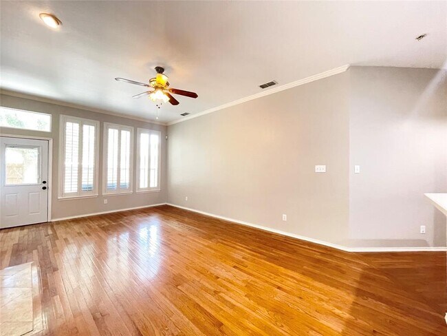 2410 Shorecrest Drive, Rockwall, TX 75087 photo 5