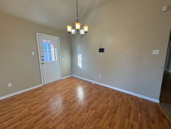 3003 Baldwin Loop Killeen, TX 76549 photo 4