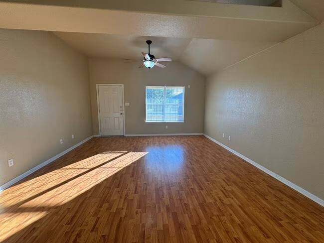 3003 Baldwin Loop Killeen, TX 76549 photo 2