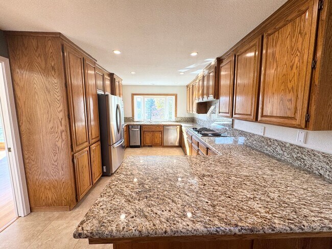 Perfect Shape Blackhawk Single Family in Danville photo 2