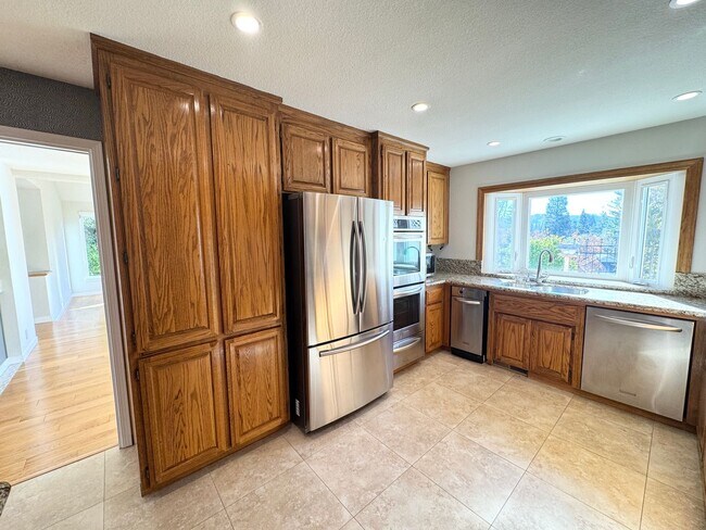 Perfect Shape Blackhawk Single Family in Danville photo 3
