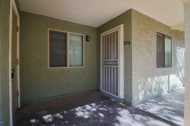 1336 E Mountain View Rd Phoenix, AZ 85020 photo 3
