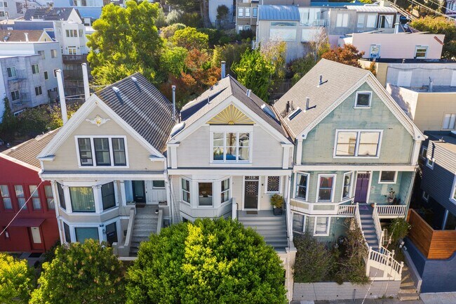 318 Hoffman Avenue, San Francisco, CA 94114 photo 3
