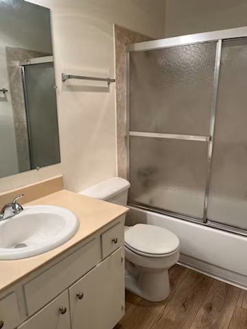 Villa Capri Apartment *$500 Off* photo 4