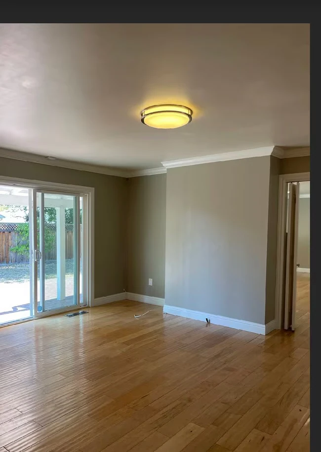 2048 Louise Ln Los Altos, CA 94024 photo 4