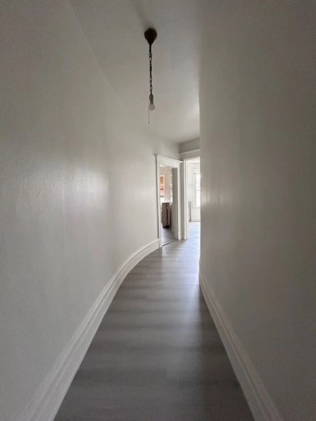2437 Shattuck Ave. Berkeley, CA 94704 photo 4