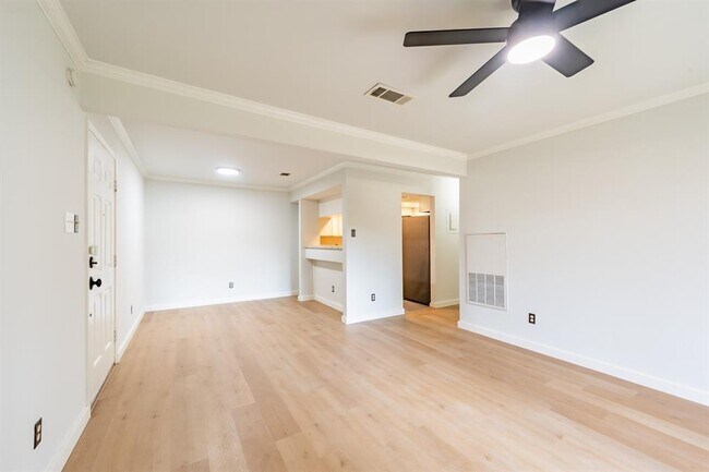 8600 Fathom Cir Austin, TX 78750 photo 3