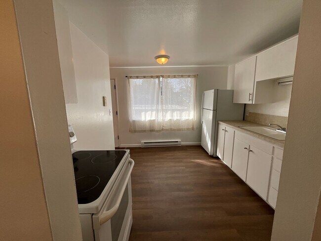 3303 Rucker Ave Everett, WA 98201 photo 5