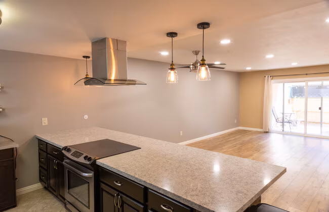 8749 Lake Murray Blvd San Diego, CA 92119 photo 2