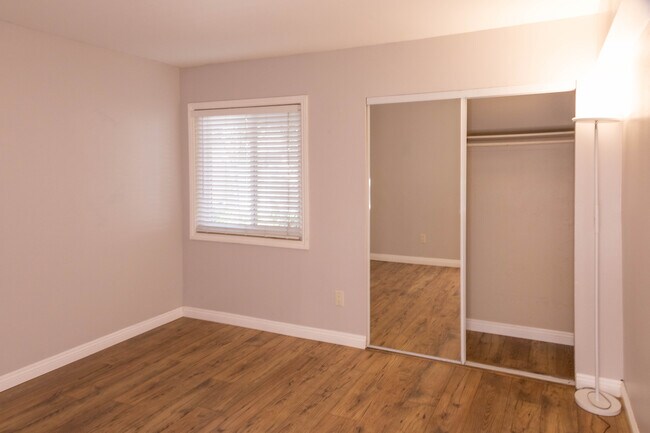 8749 Lake Murray Blvd San Diego, CA 92119 photo 3