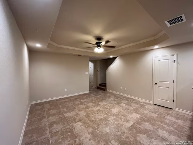 6411 Luglio Ln San Antonio, TX 78233 photo 2
