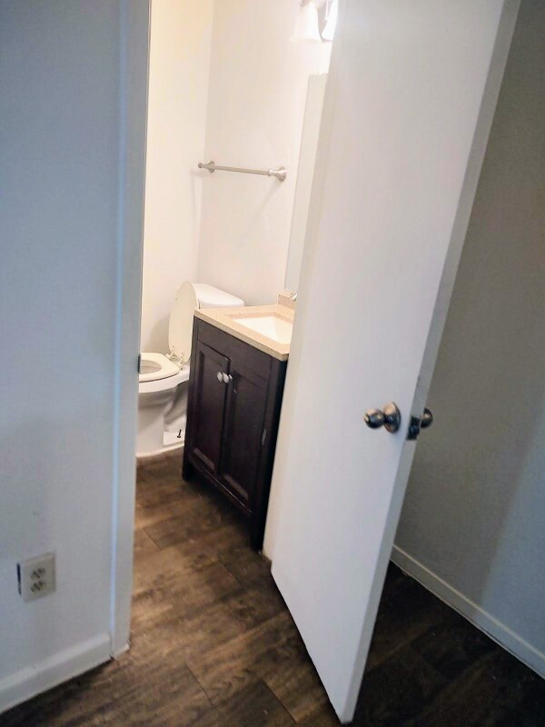 1907 Hearthstone Drive, Austin, TX 78757 photo 3