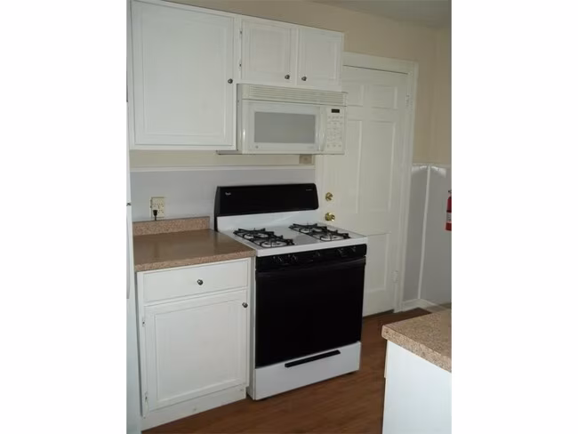 2511 Enfield Rd Austin, TX 78703 photo 4