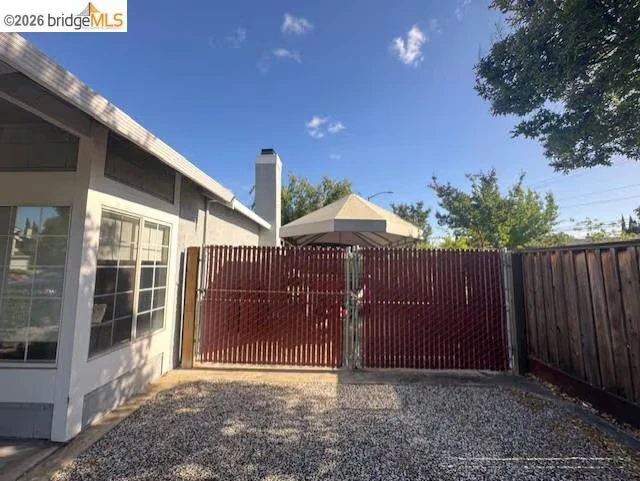 1961 Hemlock Dr Oakley, CA 94561 photo 3