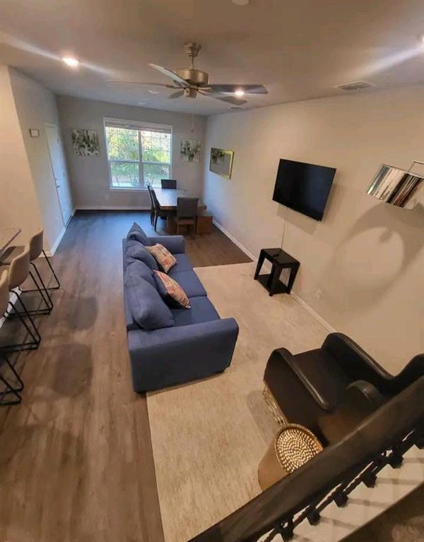 1270 Alamo Drive, Lewisville, TX 75077 photo 4