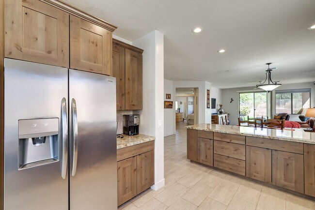 7316 E Whispering Wind Dr Scottsdale, AZ 85255 photo 4