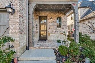 8468 Wembley The Colony, TX 75056 photo 2