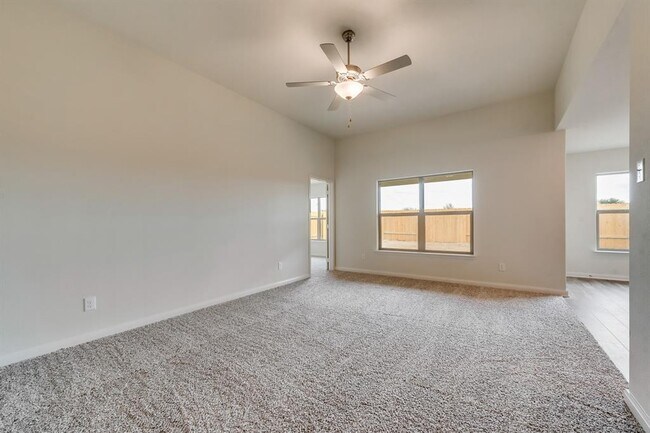 193 Switchback Hill Road, Newark, TX 76071 photo 4