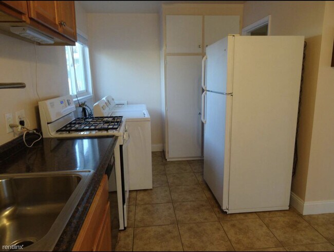 2073 S Delaware St San Mateo, CA 94403 photo 3