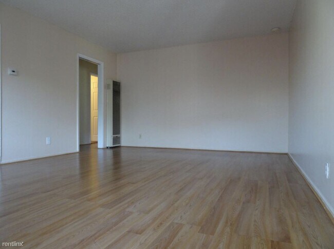 2073 S Delaware St San Mateo, CA 94403 photo 2