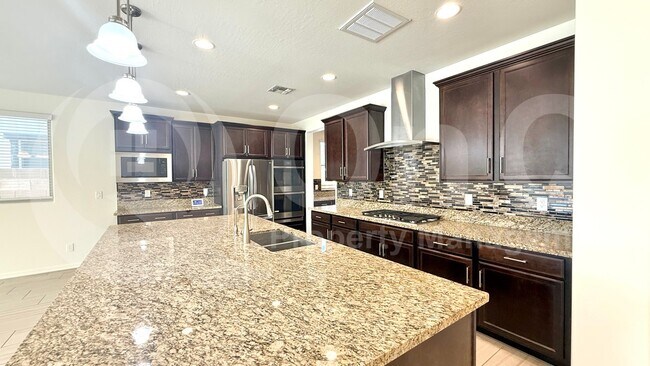 9673 W Cashman Dr Peoria, AZ 85383 photo 5