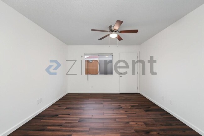 Unit 310 photo 5