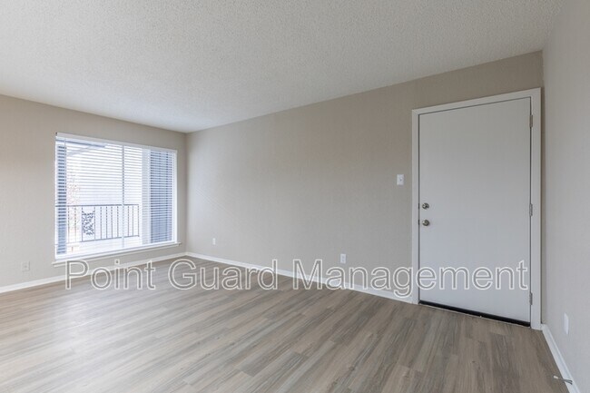 2204 Ridgmar Plaza Fort Worth, TX 76116 photo 5
