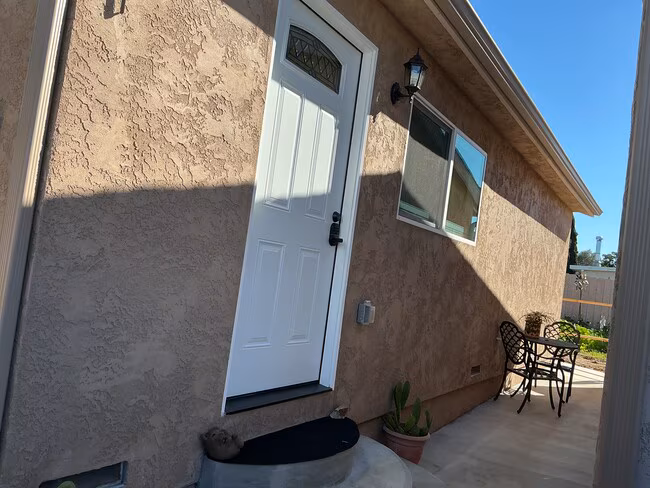 5109 Dubois Dr San Diego, CA 92117 photo 2