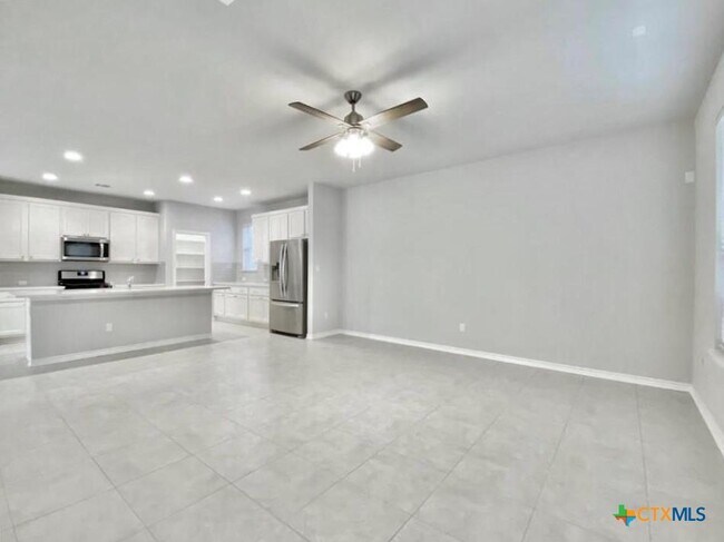 816 Alta Way, Leander, TX 78641 photo 3